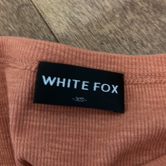 Wild fox orange long sleeve - Picture 3 of 3